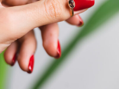 Comment choisir un grossiste de gel UV pour nail art ?