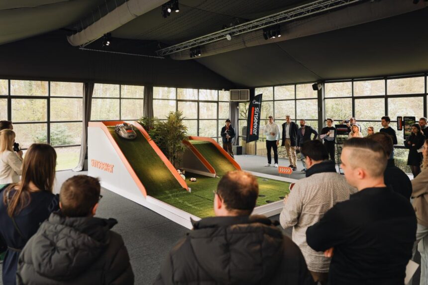 Tondeuse robotisée Sunseeker X Gen 2 en démonstration à Bruxelles